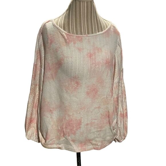Day trip size large sweater style top like new boutique purchase excelkent - Picture 1 of 3